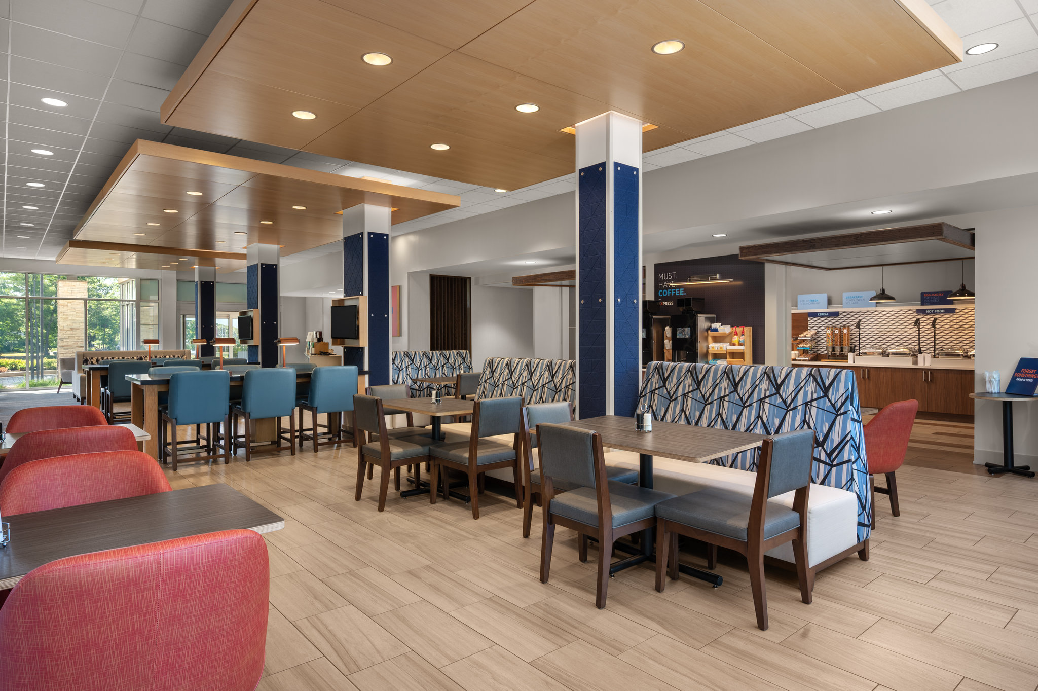 Holiday Inn Express & Suites Queensbury - Lake George Area by IHG Image