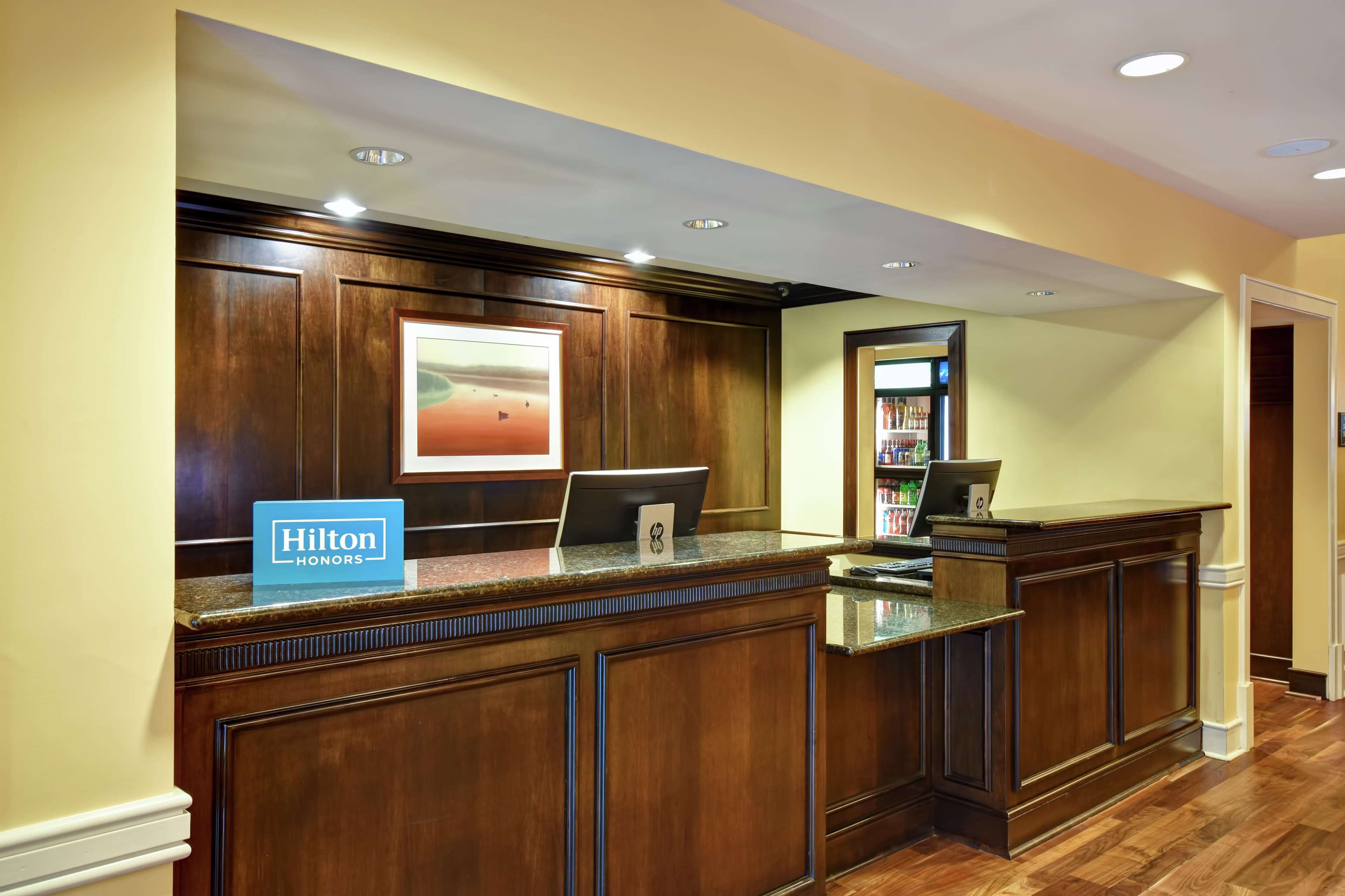 Homewood Suites by Hilton Charleston Airport Photo