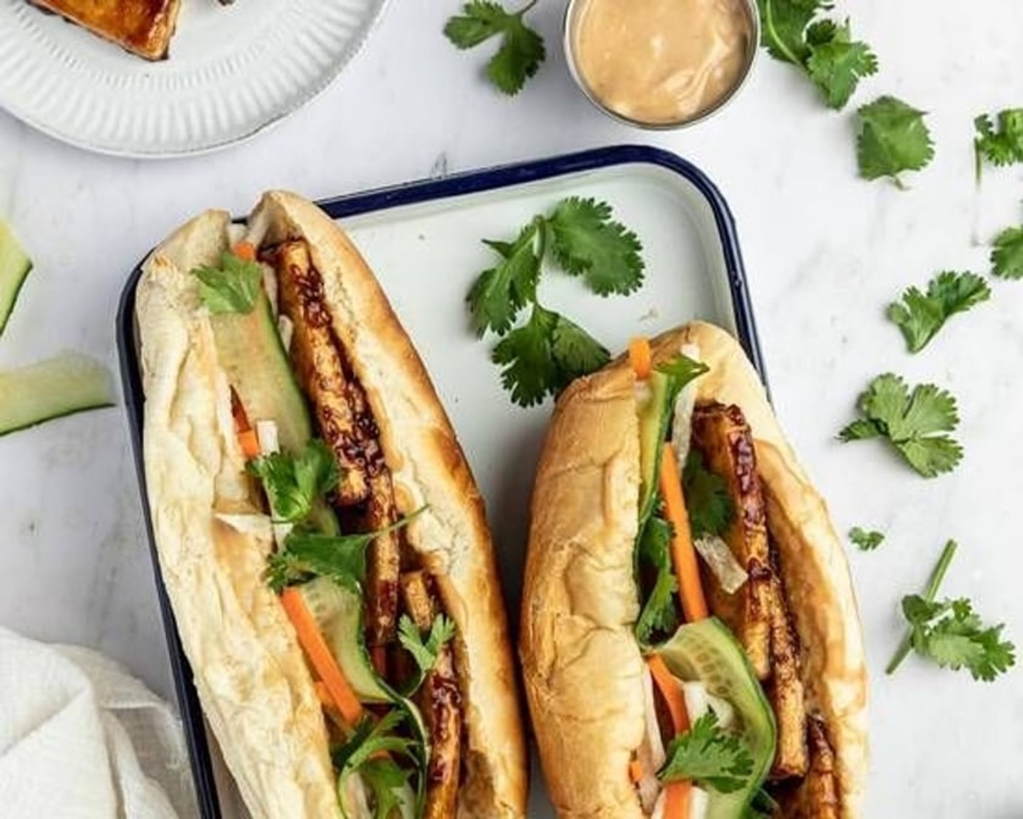 Tofu Vegan Sandwich (7") - Banh Mi Dau Hu