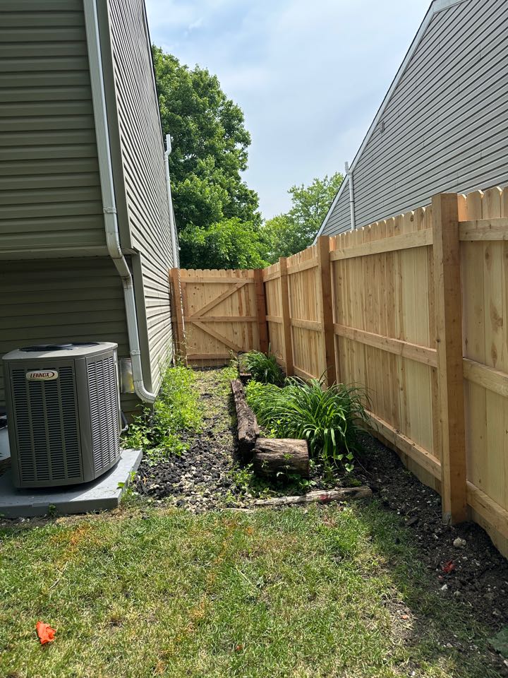 Top Rail Fence Naperville Image