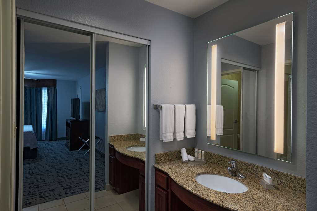 Homewood Suites by Hilton Fort Collins Image