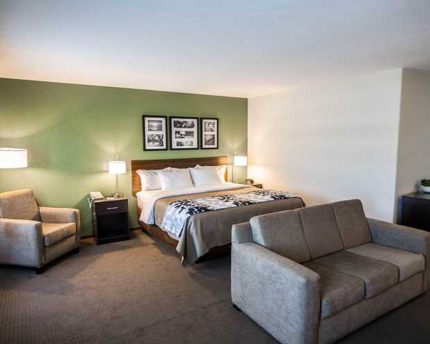Images Sleep Inn & Suites & Conference Center