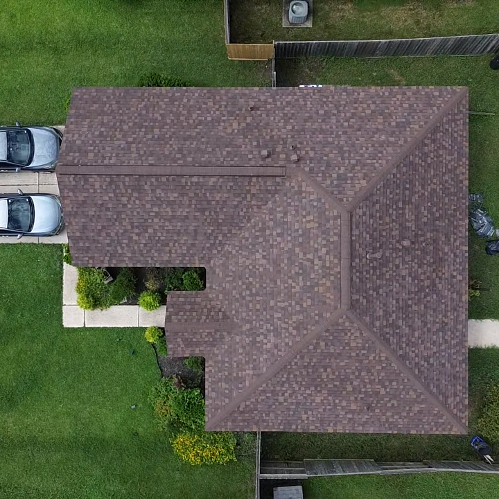 Baytown Roofing Image