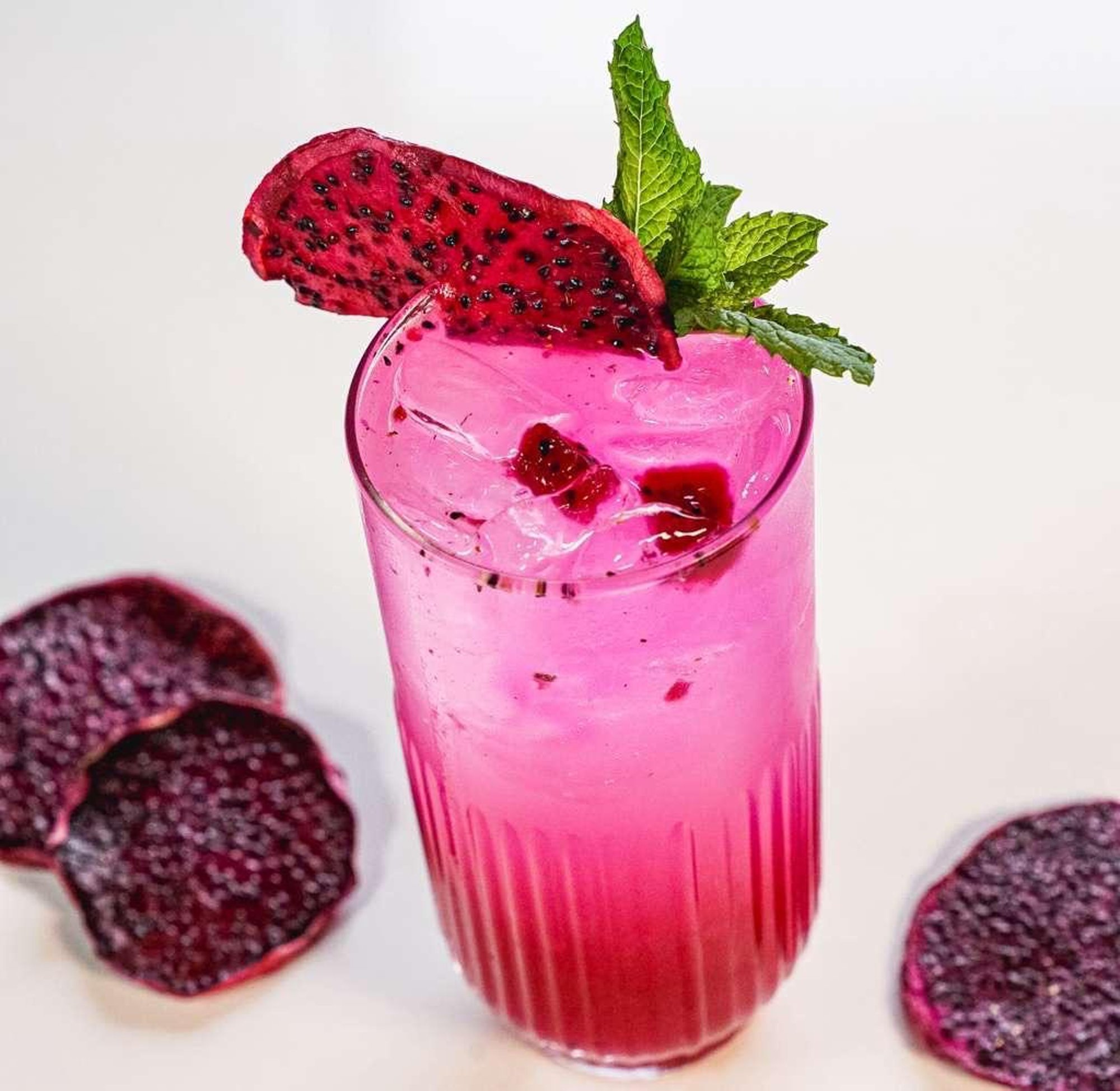 DRAGON FRUIT BREEZE