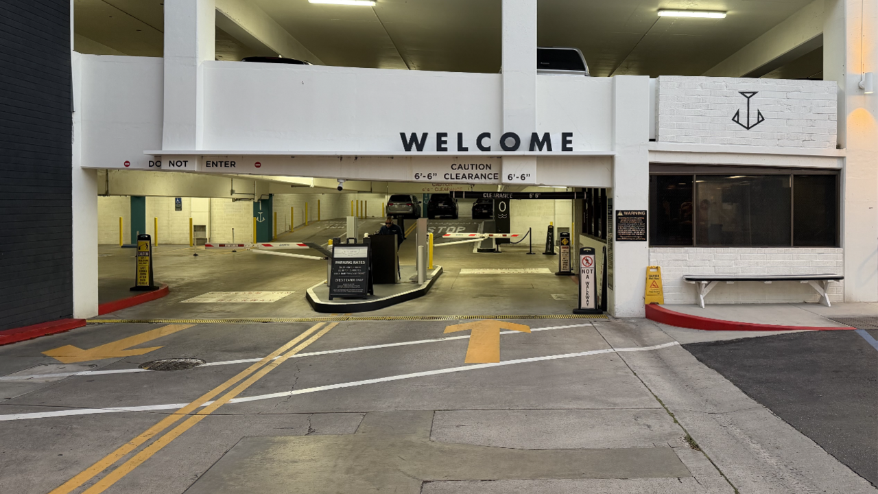 LAZ Parking - Lido Marina Village