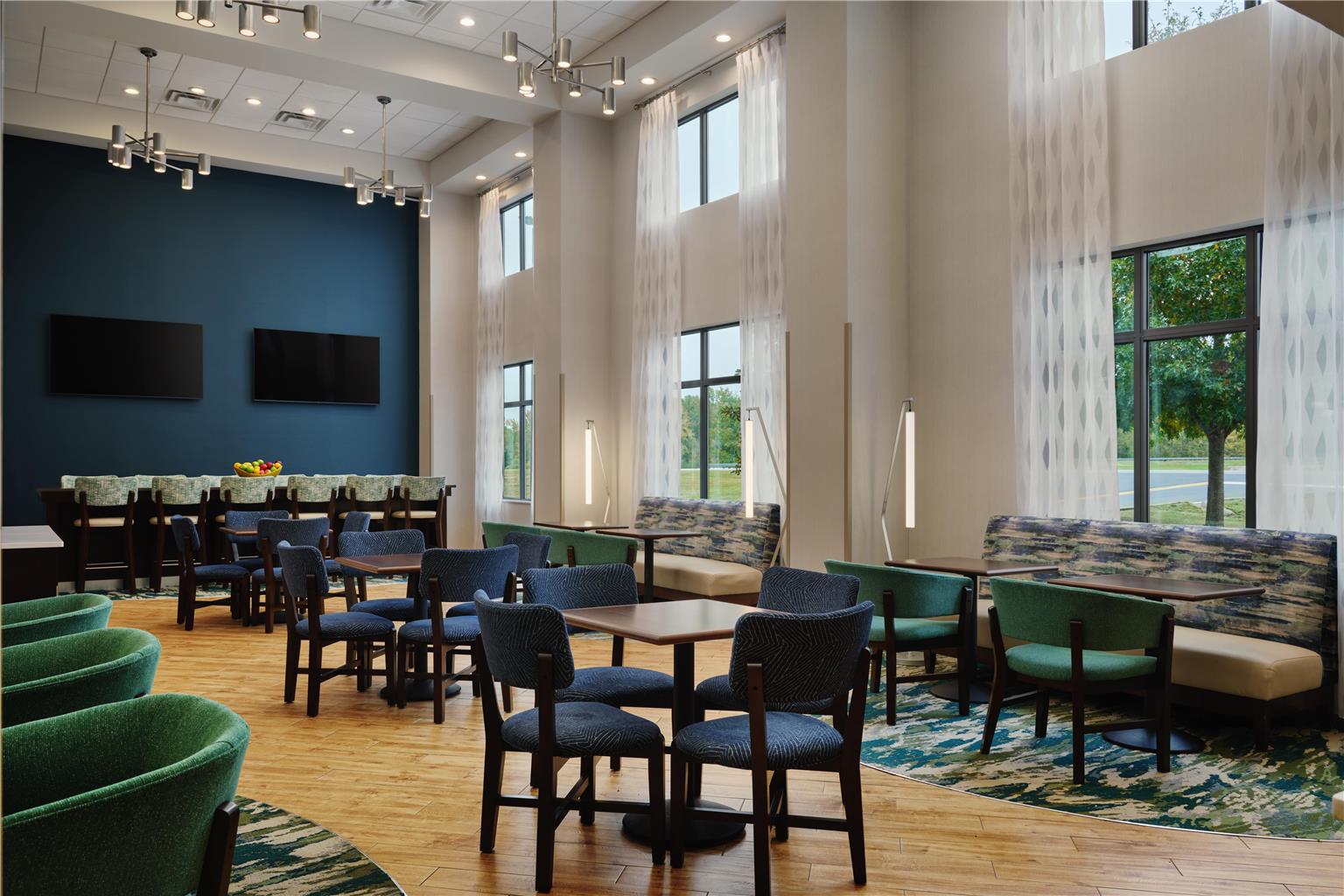 Hampton Inn Waynesboro Image