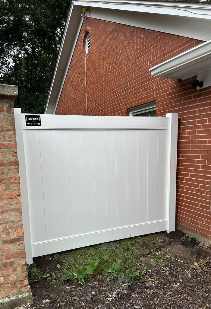 Top Rail Fence Naperville Image