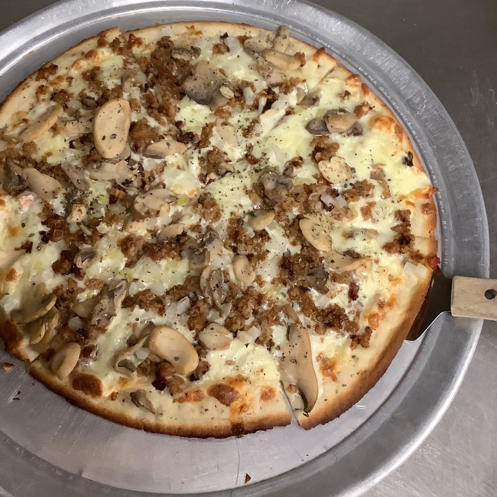 Gluten-Free or Cauliflower Crust Pizza