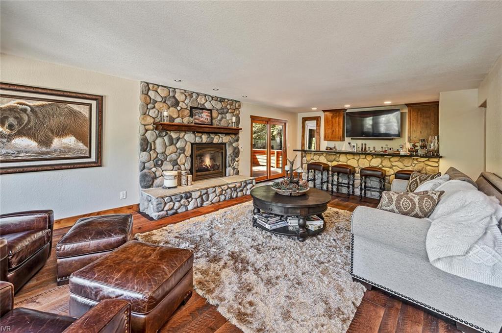 Tahoe Tony Tuoto EXP Luxury Hosting Realty Incline Village Image