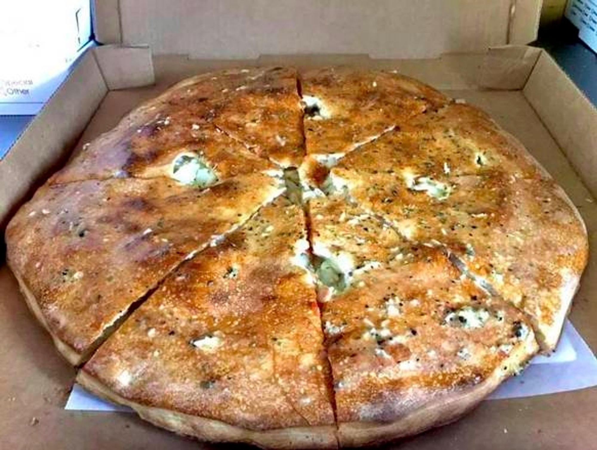 Stuffed White Pizza Personal