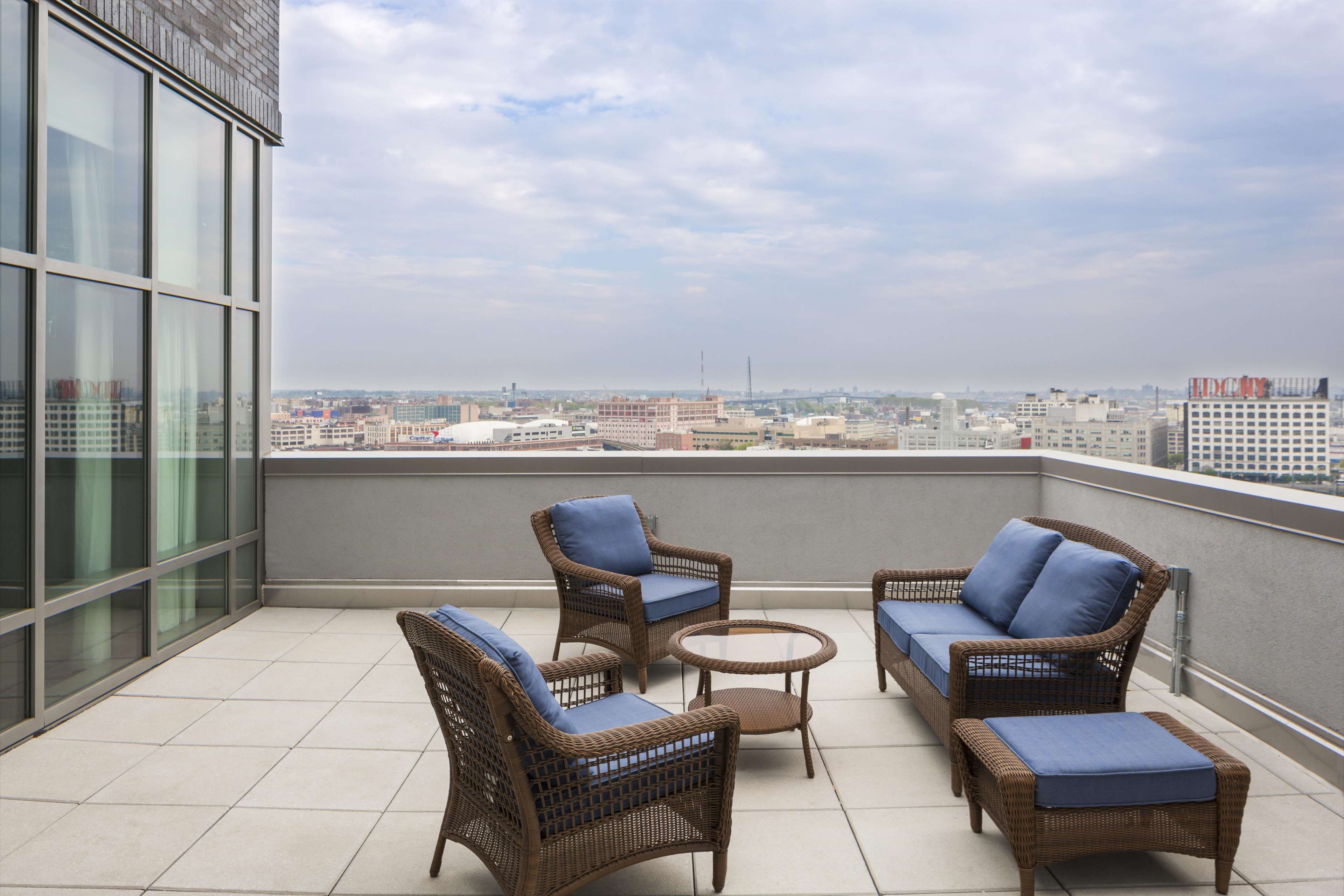 Hilton Garden Inn Long Island City New York Photo