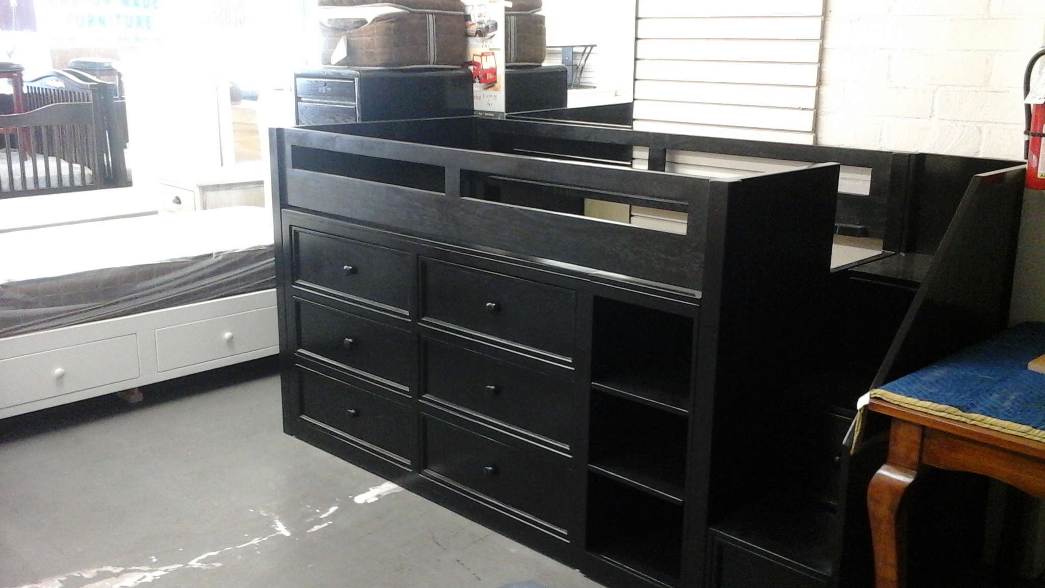 Carrillo Furniture Image