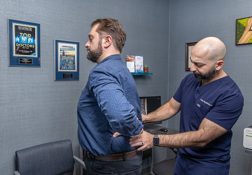 Sciatica Treatment Doctors & Specialists Image