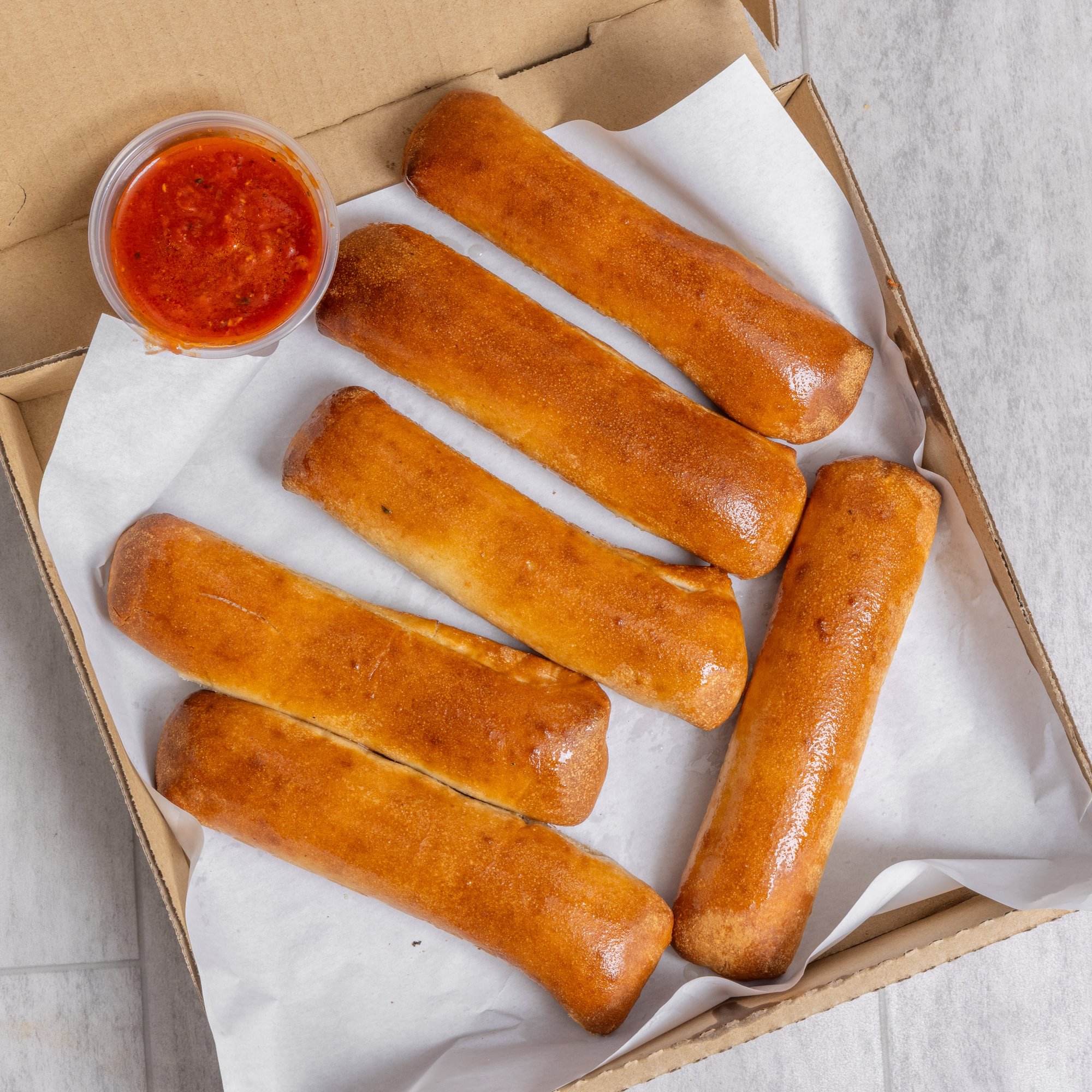 Cheesy Bread Sticks (6 pcs)