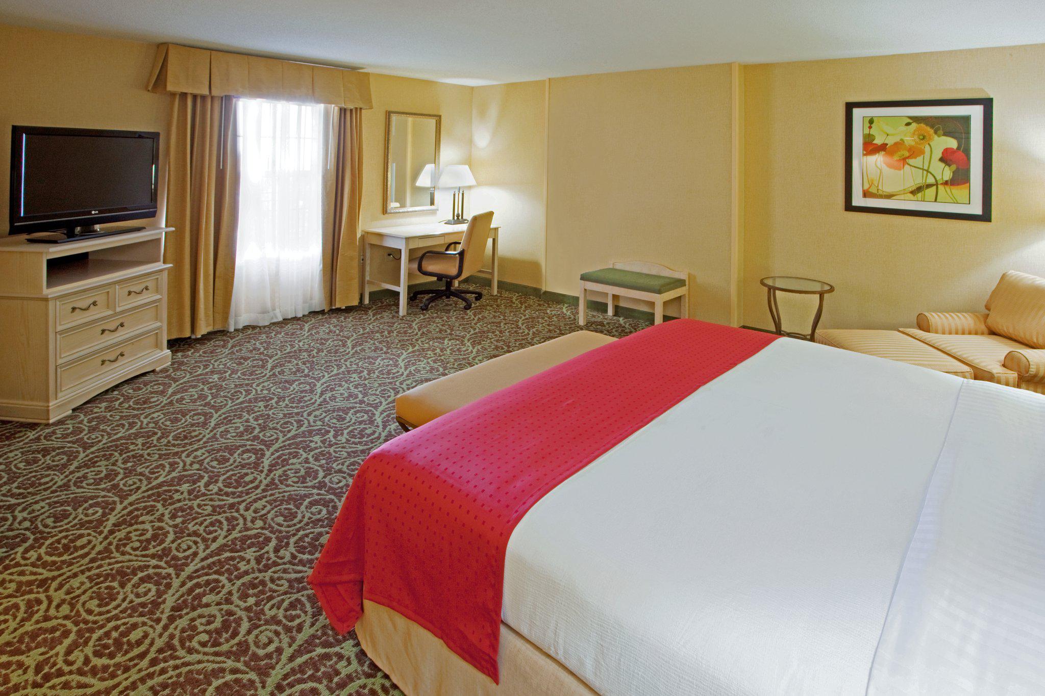 Holiday Inn Chantilly-Dulles Expo (Arpt) Photo