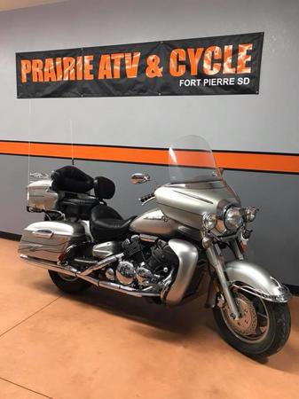 2005 Yamaha Royal Star Venture, Miles-42,294 2005 Yamaha Royal Star Venture, Miles-42,294