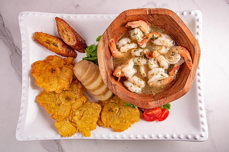 Camarones al Ajillo