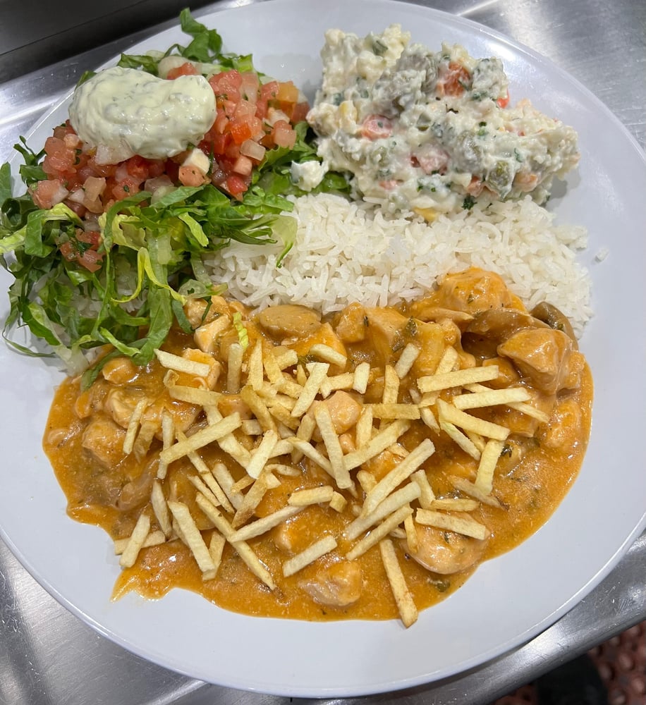 Estrogonofe De Frango