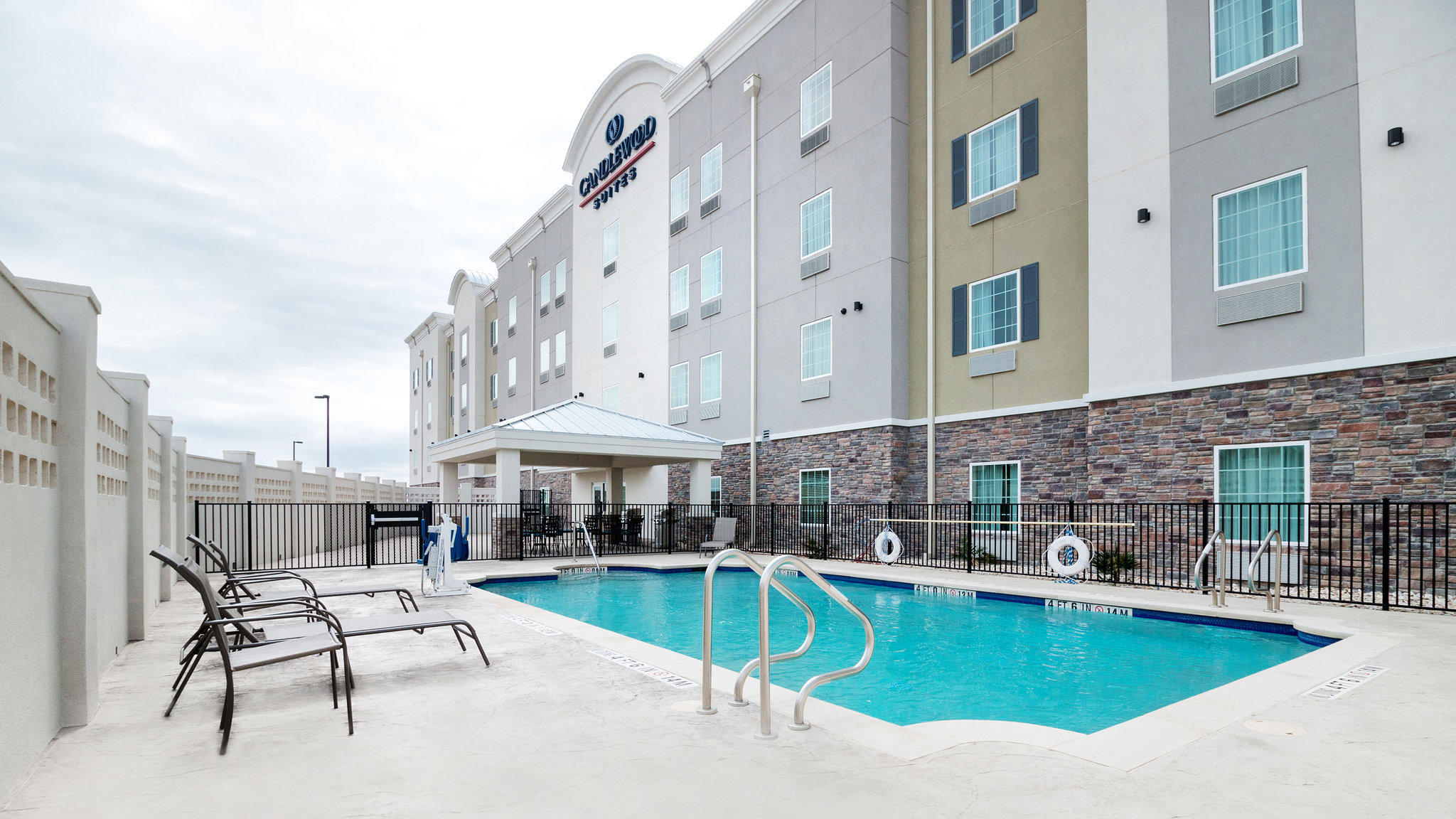 Candlewood Suites Waco Photo