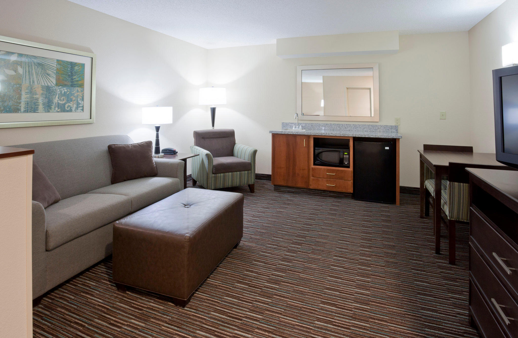 Holiday Inn Express & Suites Willmar Photo