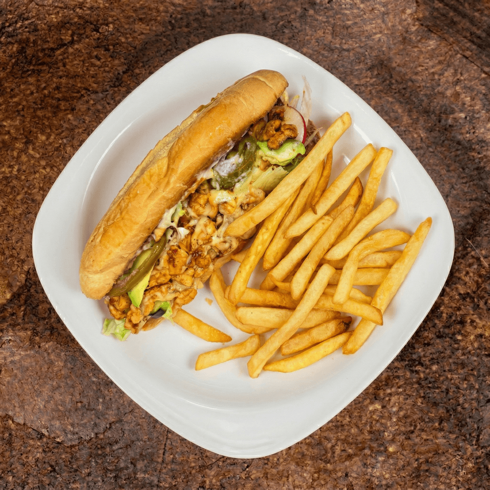 Torta Mexican De Carne o Pollo Sandwich