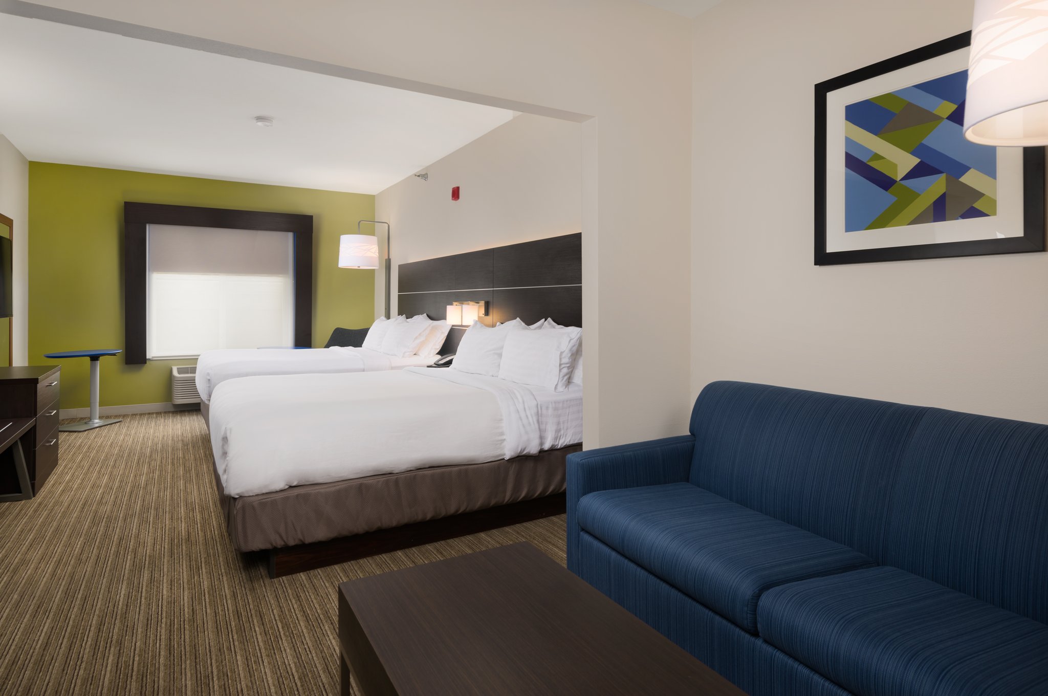 Holiday Inn Express & Suites Independence-Kansas City by IHG Image