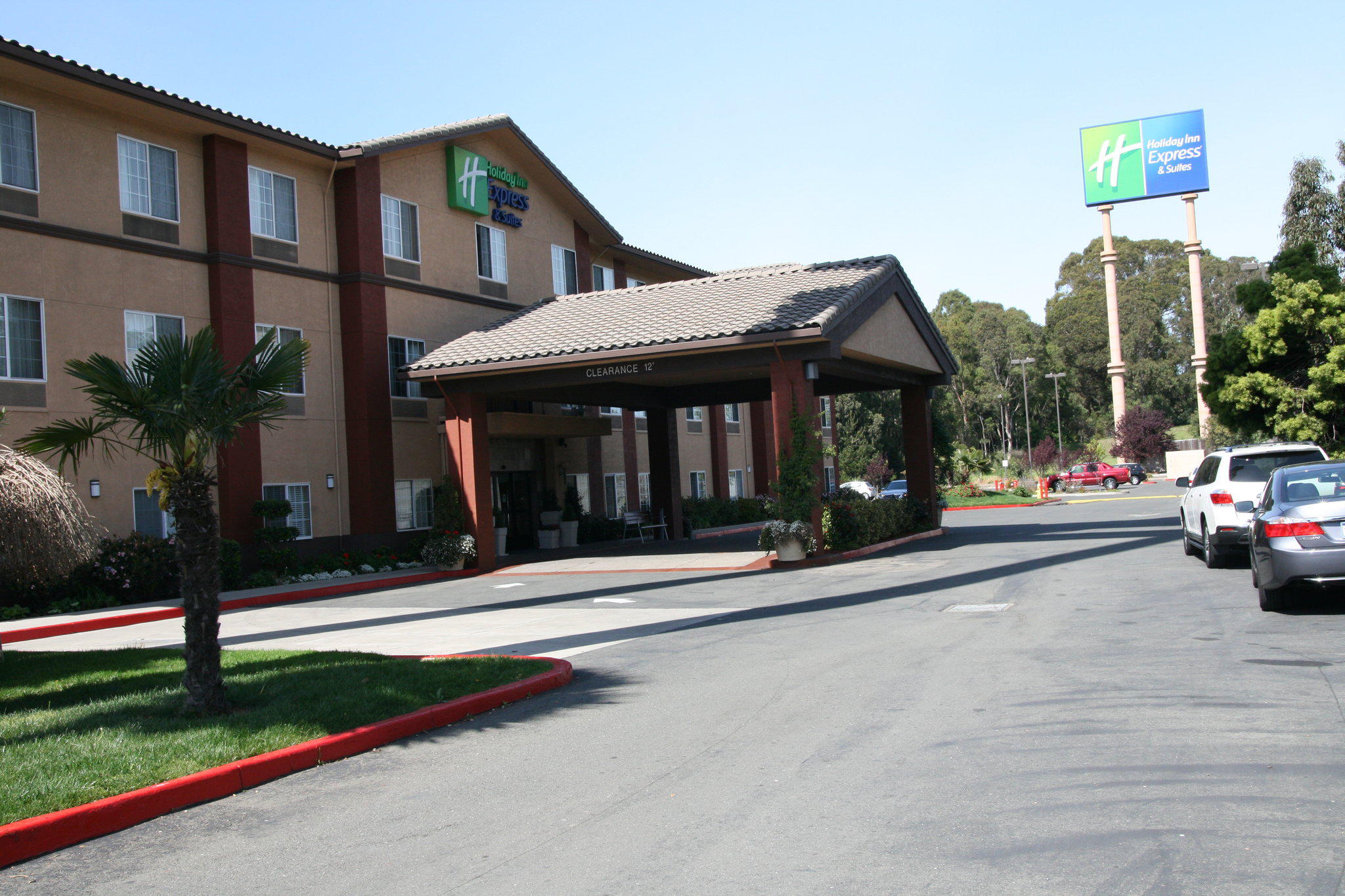 Holiday Inn Express & Suites San Pablo - Richmond Area Photo