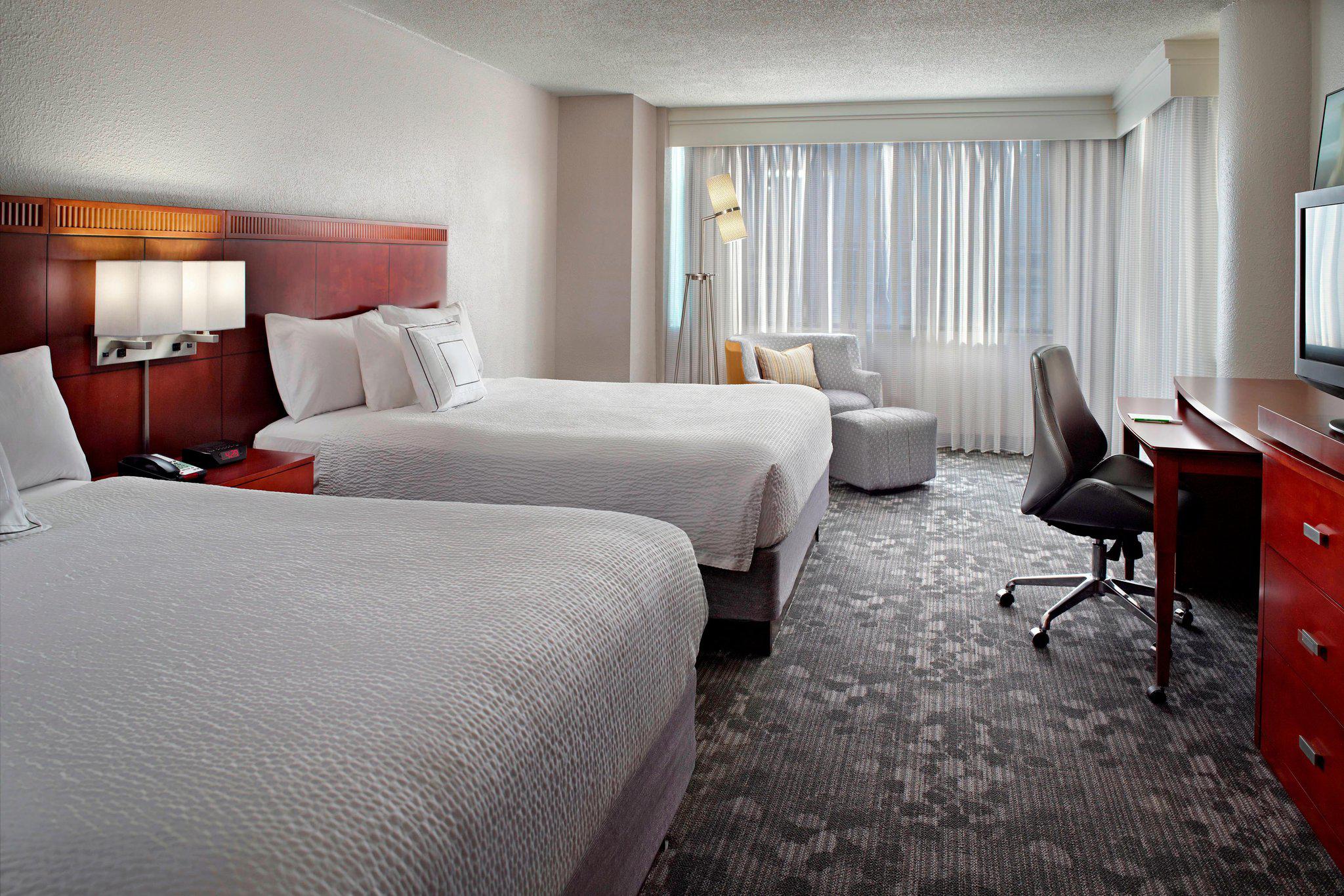 Courtyard by Marriott Atlanta Cumberland/Galleria Photo