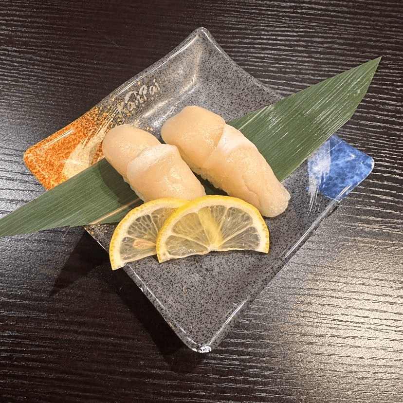 Scallop Nigiri (1)