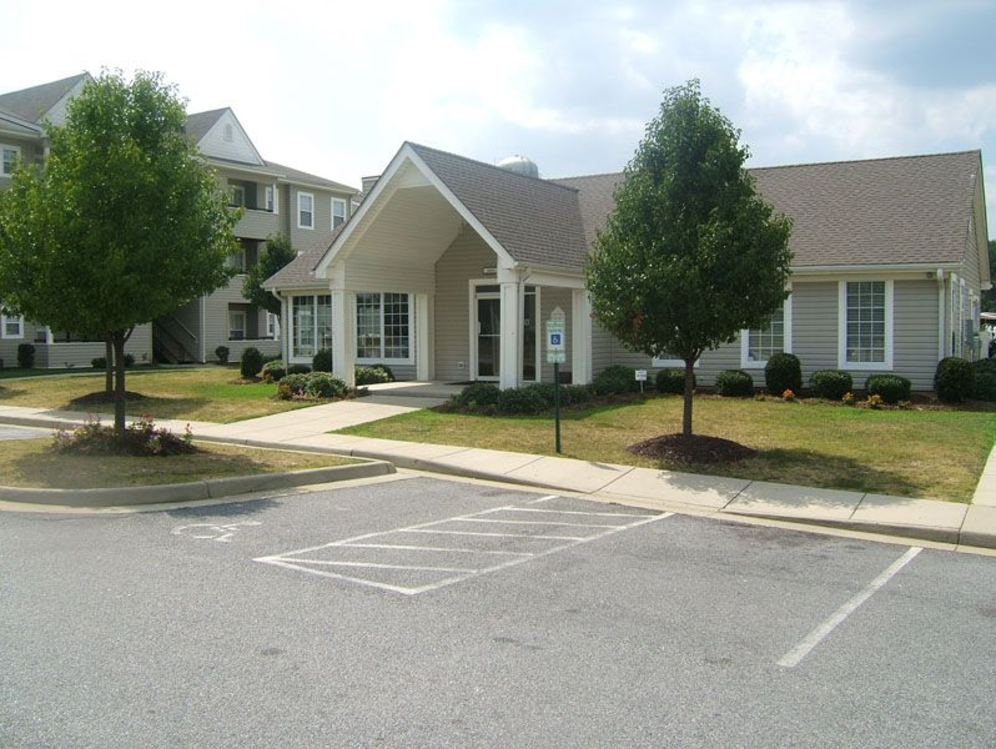 BROOK RIDGE APARTMENTS