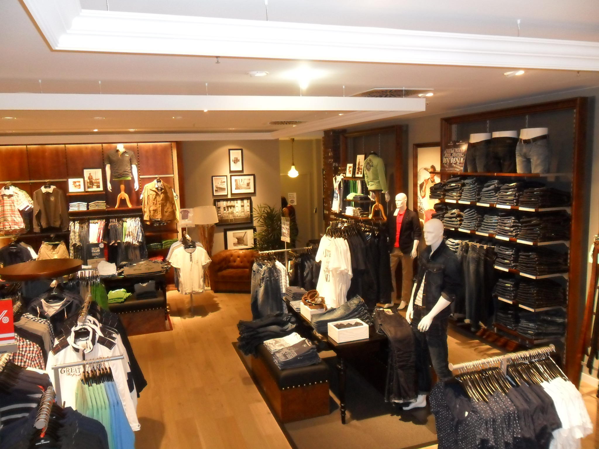 Bilder TOM TAILOR Store