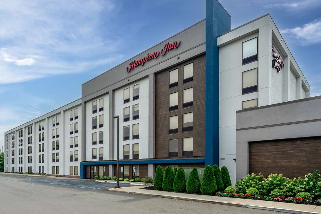 Hampton Inn Woodbridge Image