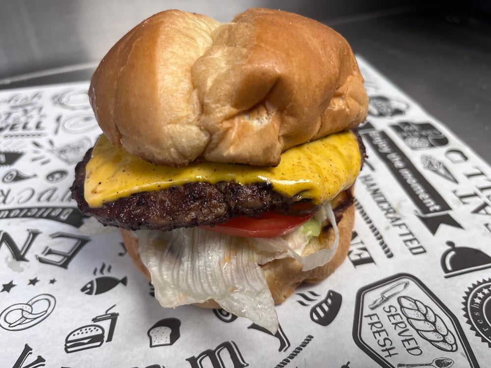 Big Delta Cheeseburger