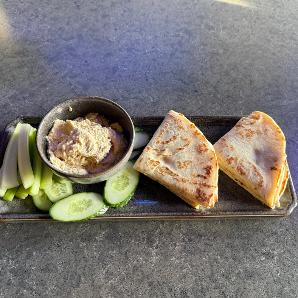 Hummus and Pita Starter