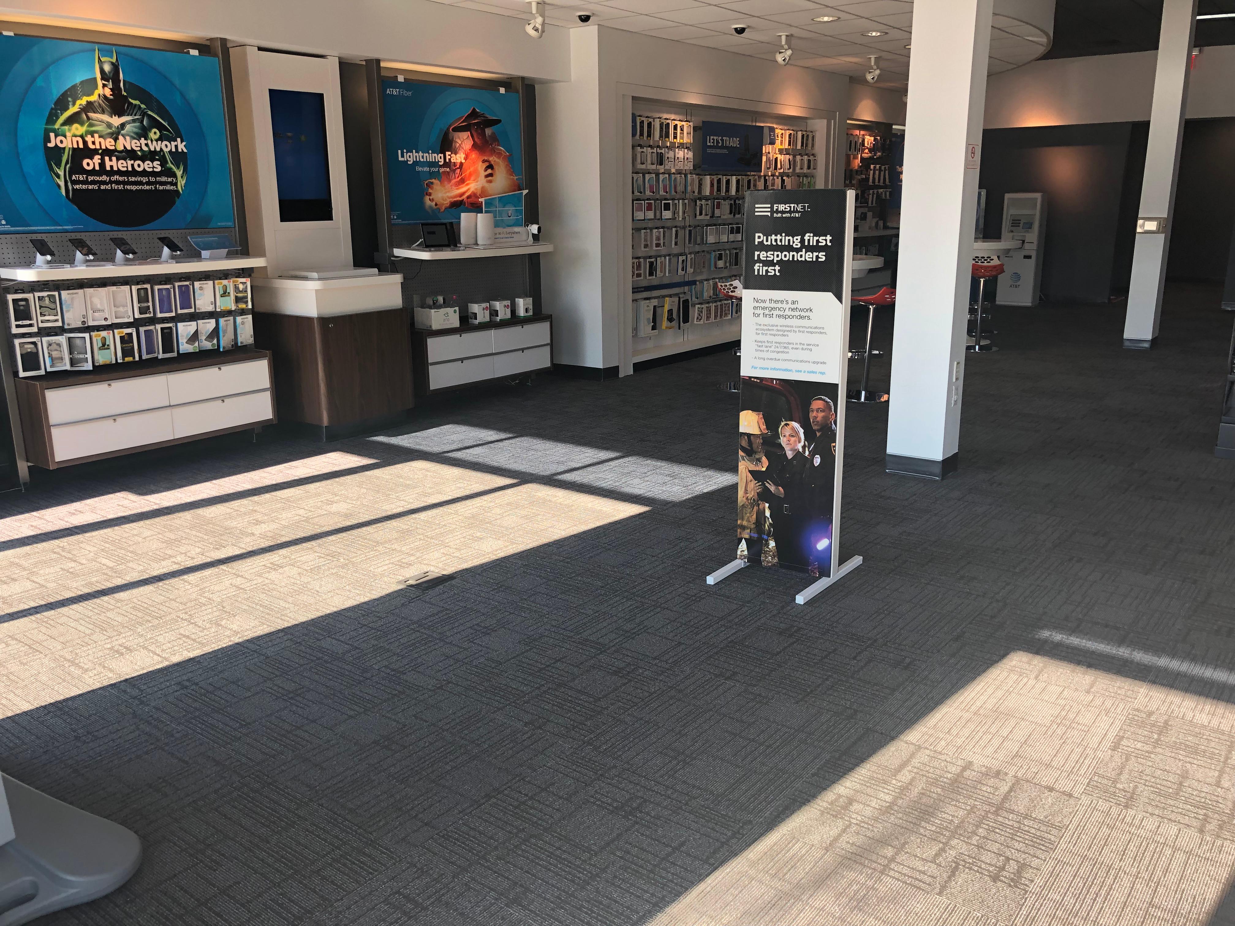 AT&T Store Photo