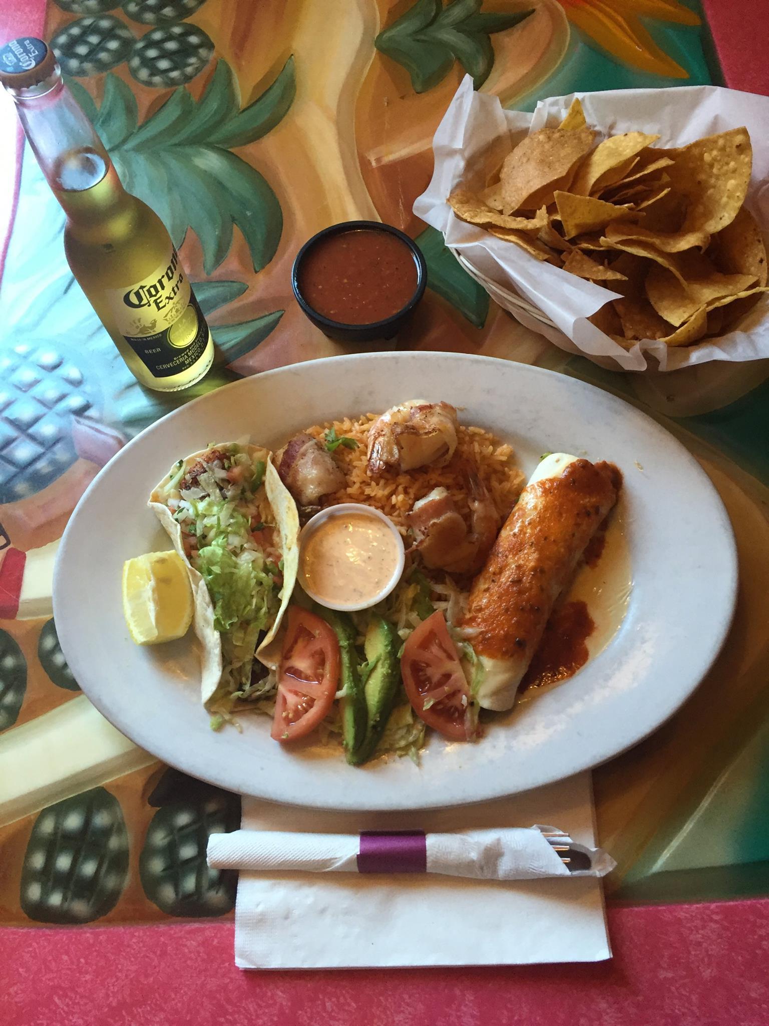 Chihuahua's Mexican Restaurant & Cantina Photo