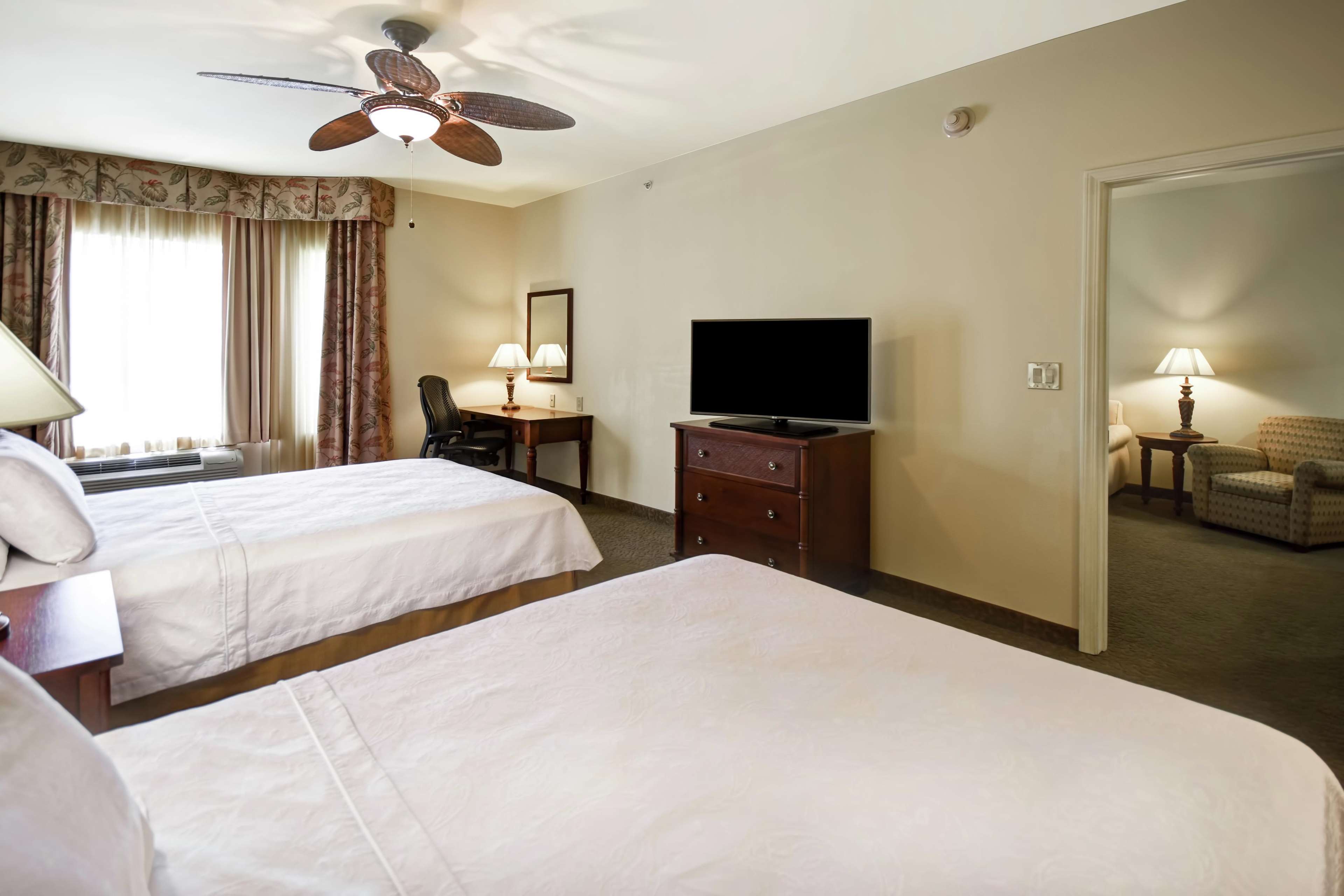 Homewood Suites by Hilton Charleston Airport Photo