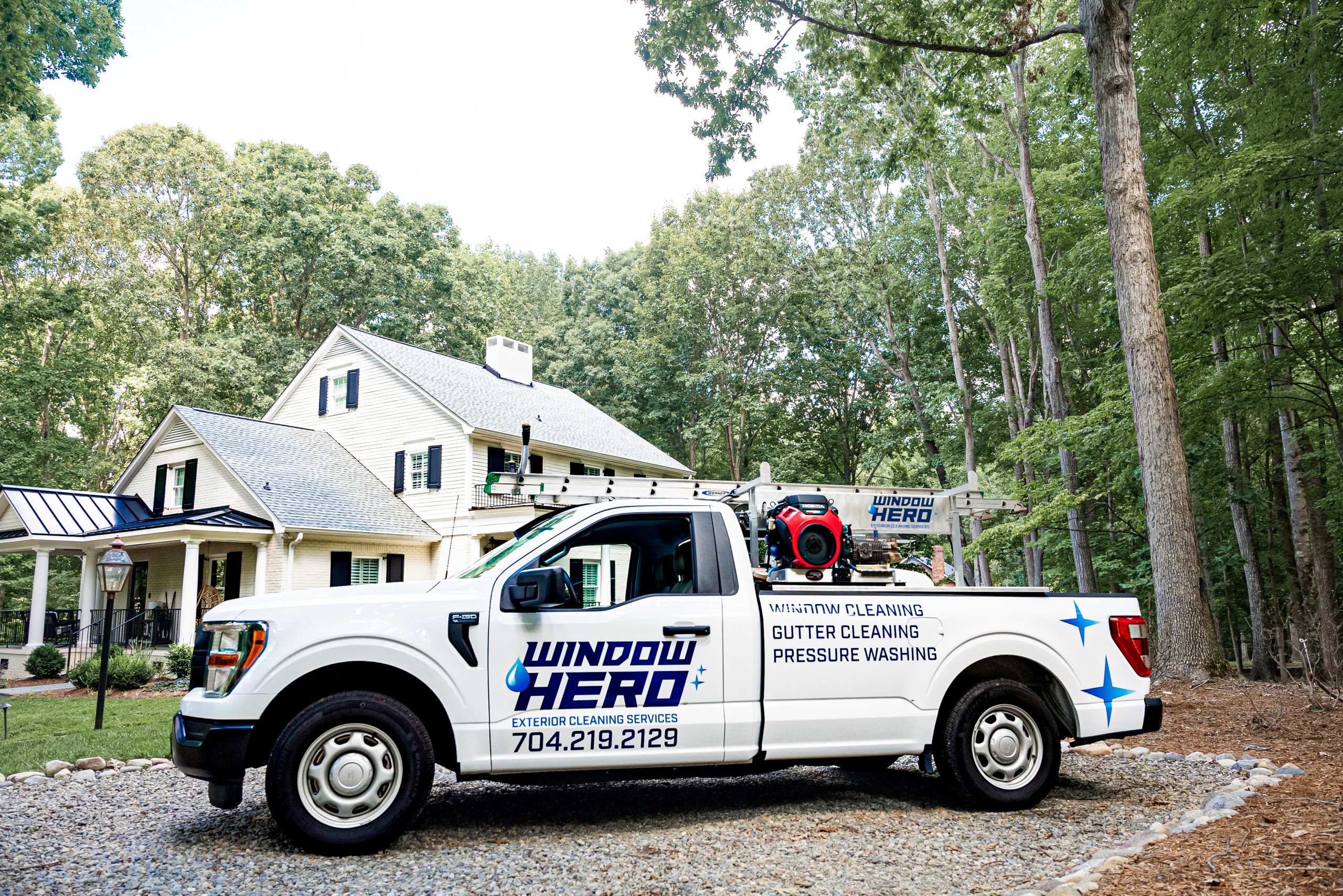 Window Hero Charlotte Image