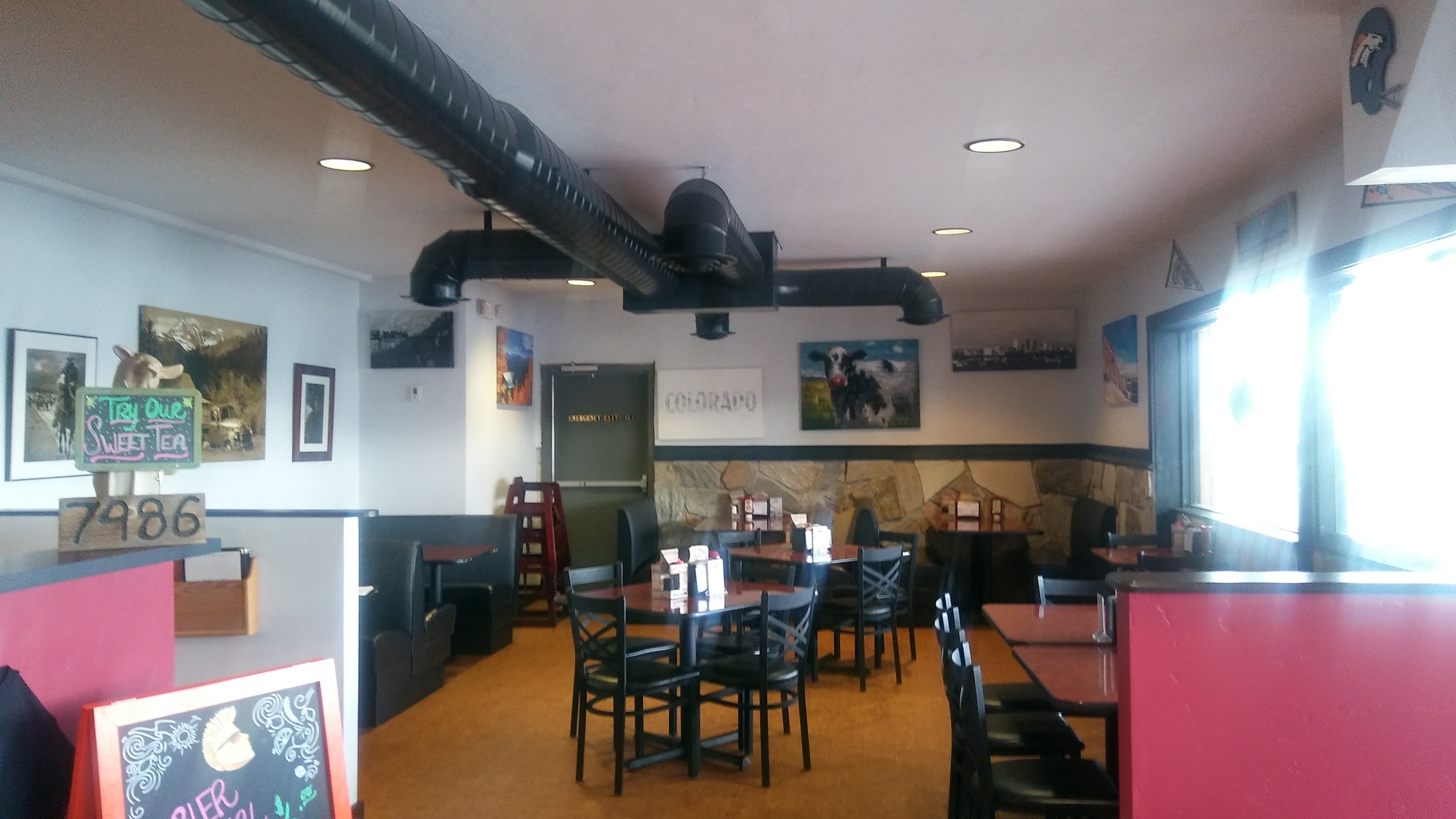 Hogback BBQ & Grill Photo