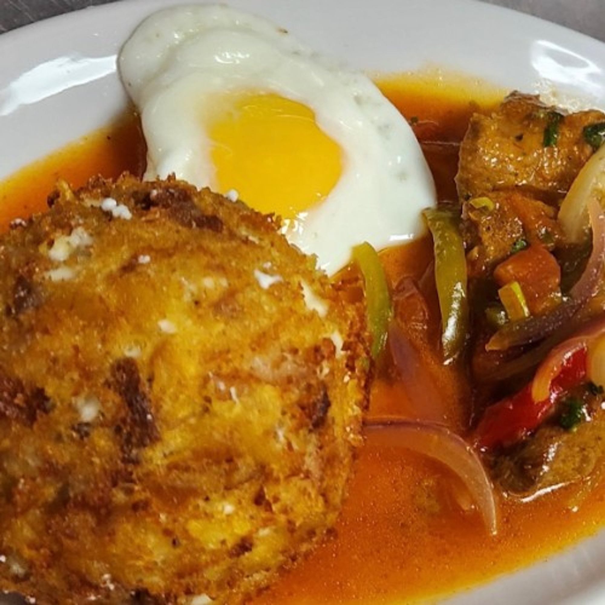 Bolon Mixto Con Bisteck