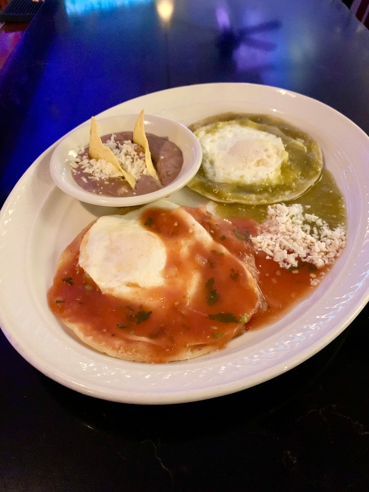 Huevos Divorciados