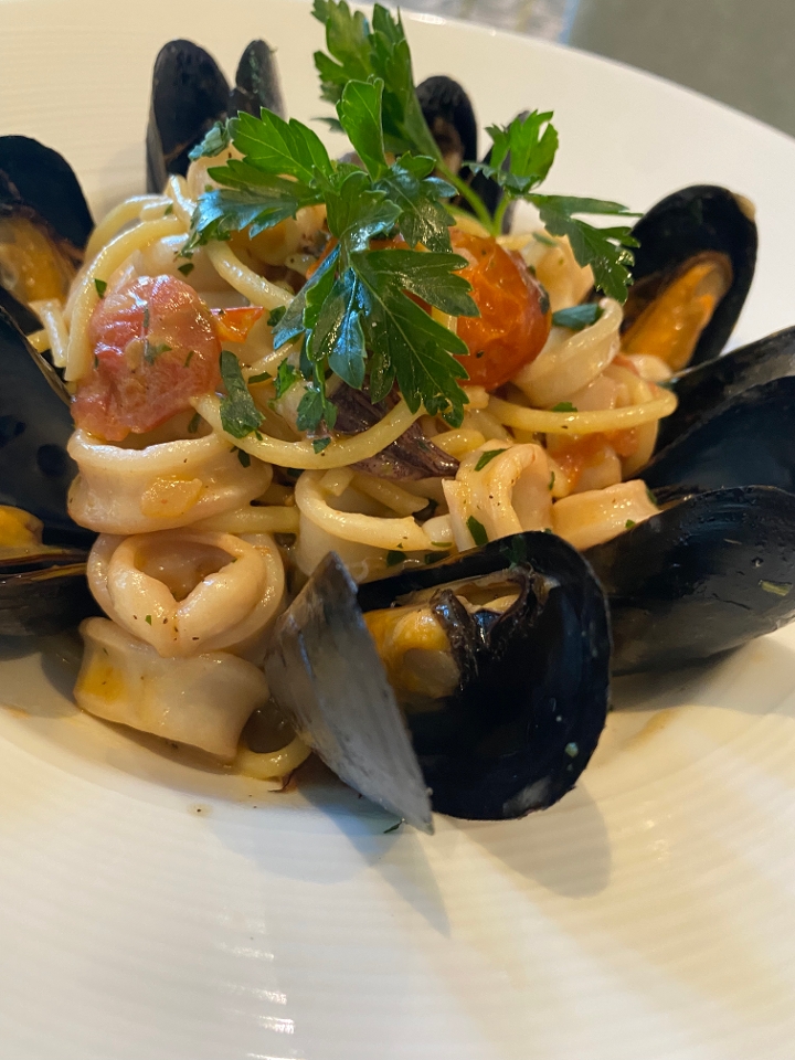 Spaghetti Alla Pescatora