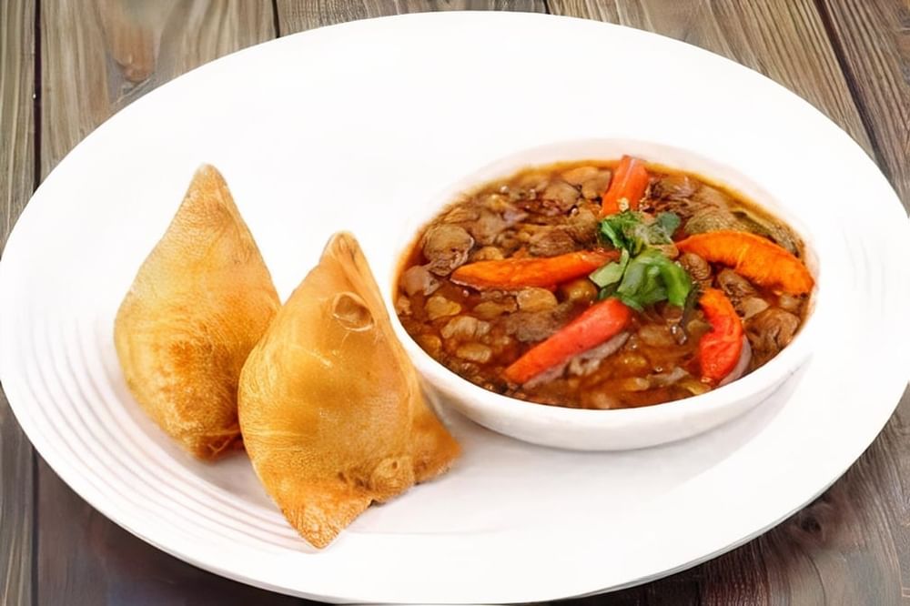Samosa with Chana (2)