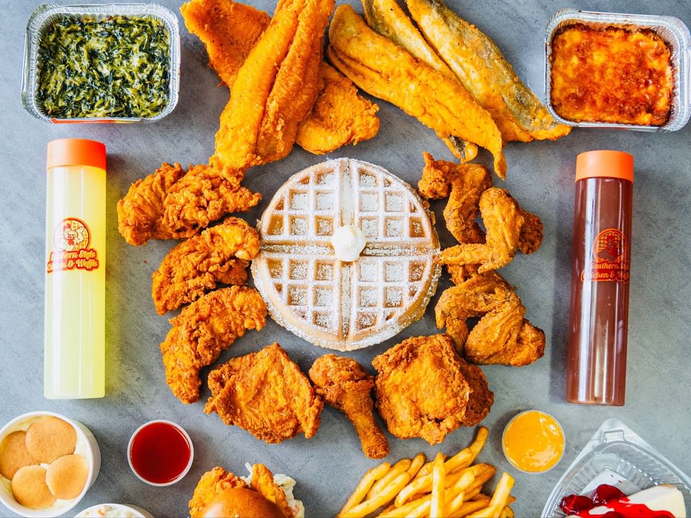 2 Pieces Chicken & 2 Pieces Whiting with 1 Side