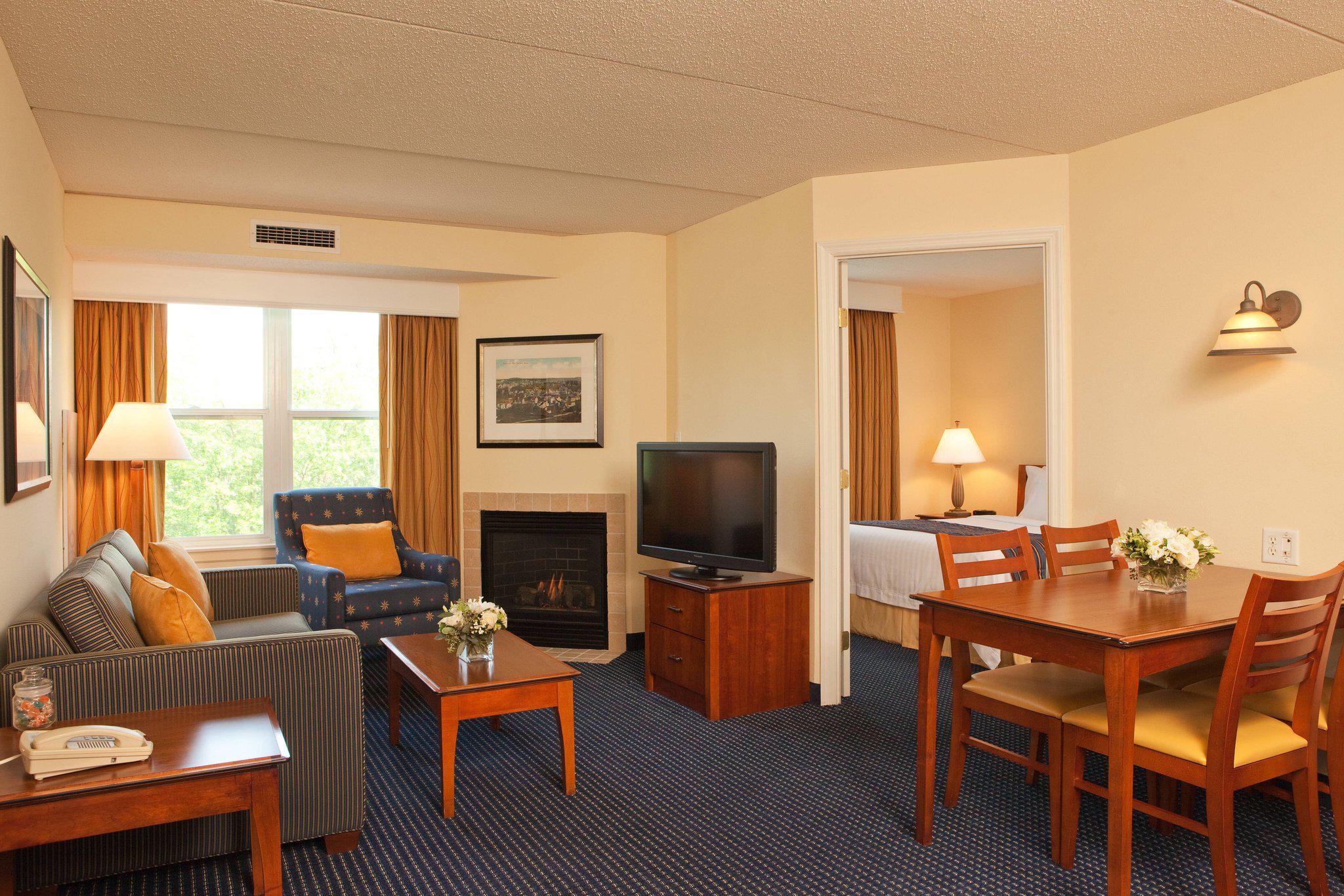 Residence Inn by Marriott Boston Woburn Photo