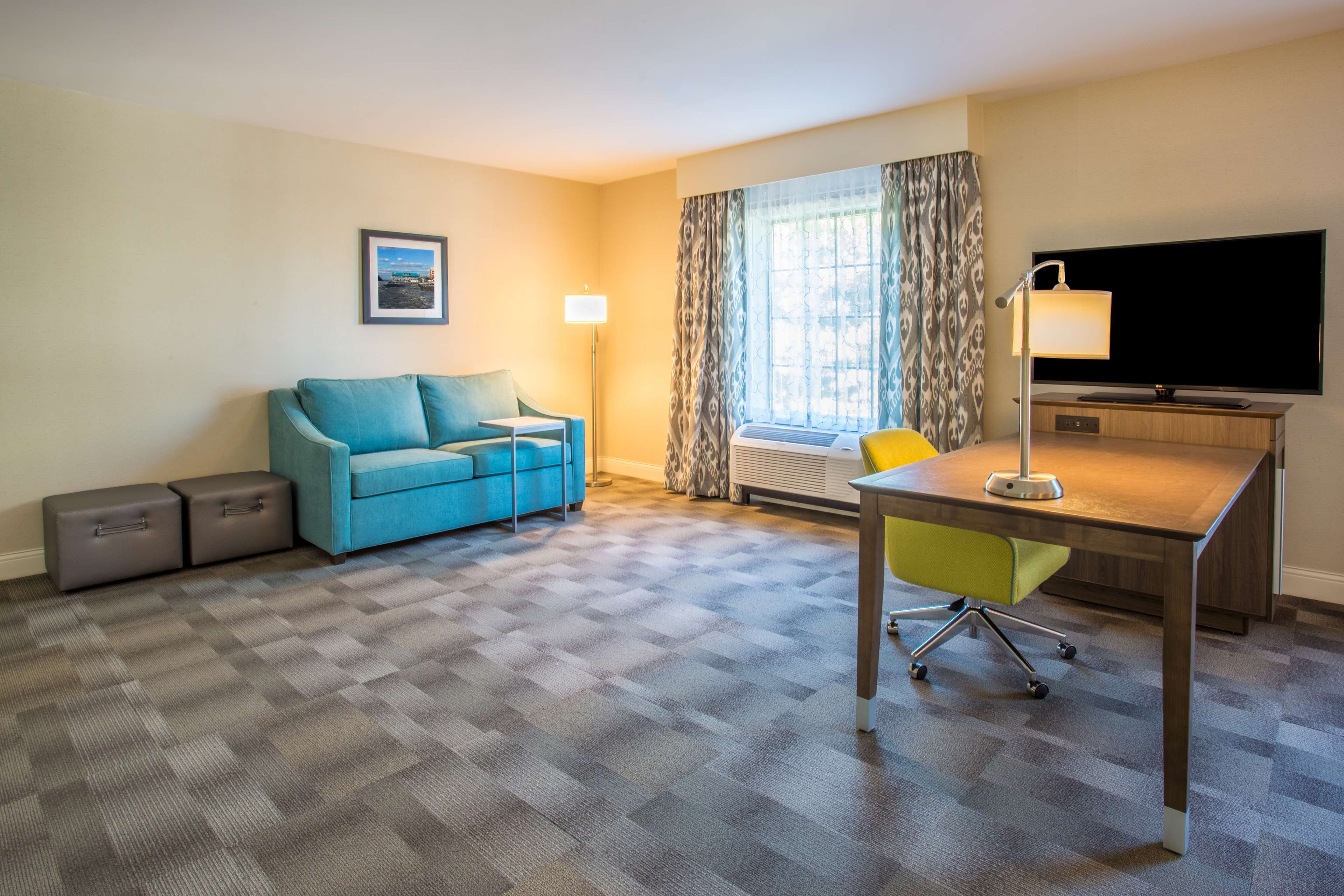 Guest room