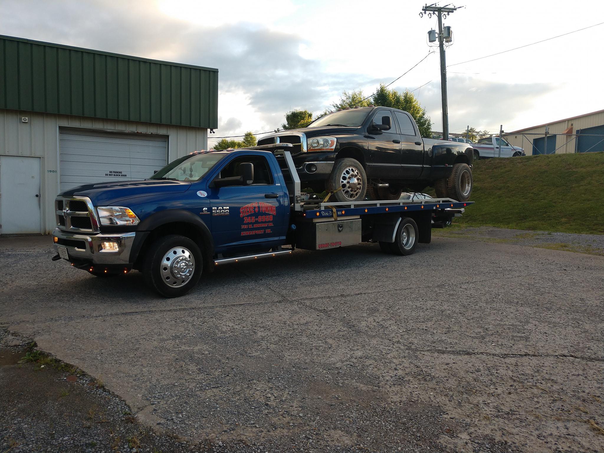 Steve's Towing Photo