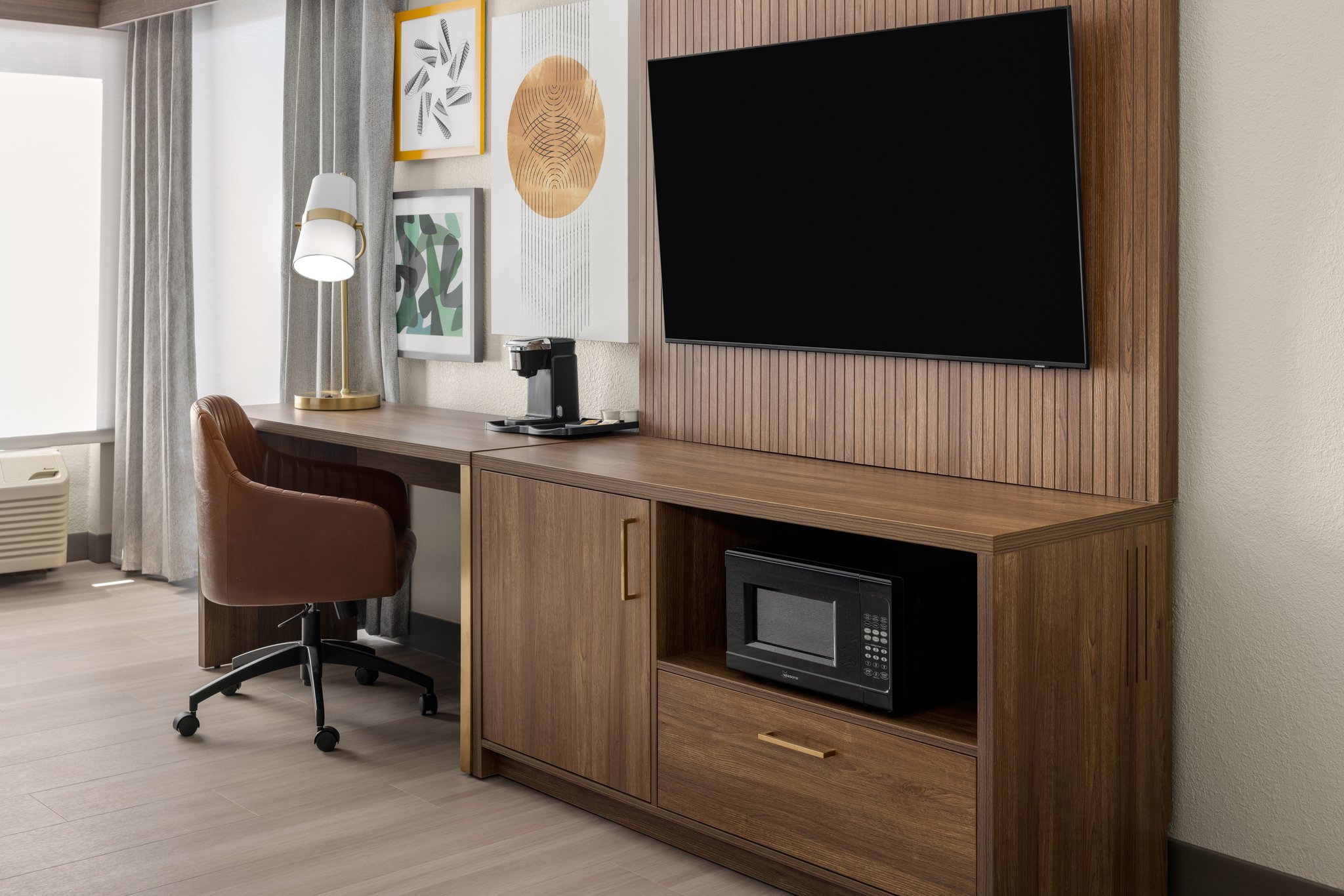 Holiday Inn & Suites Columbia NE - Ft Jackson Area by IHG Image