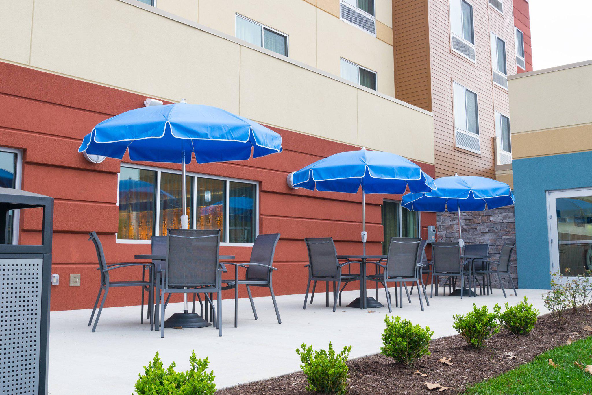 Fairfield Inn & Suites by Marriott Dickson Photo