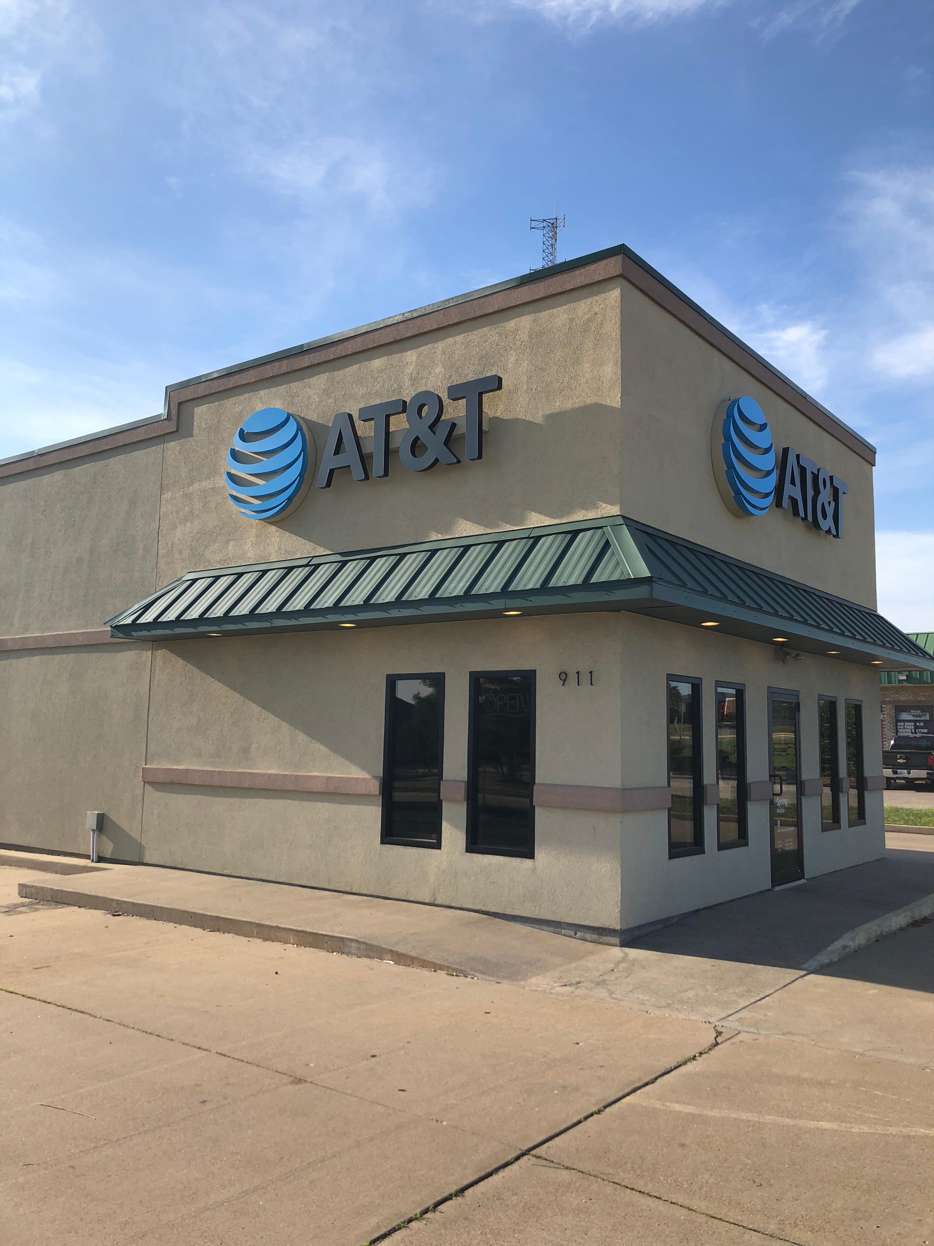 AT&T Store Photo